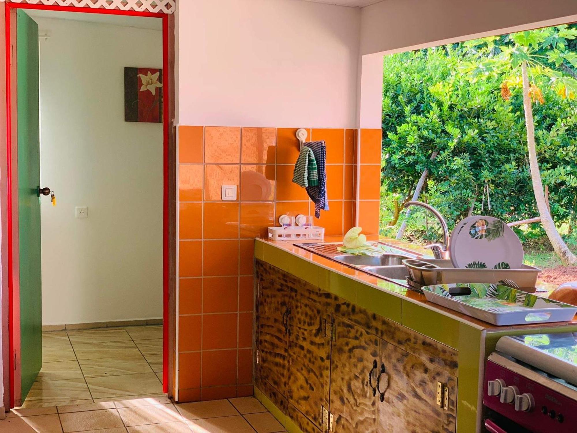 Lemon House Hotel Maroe Bagian luar foto