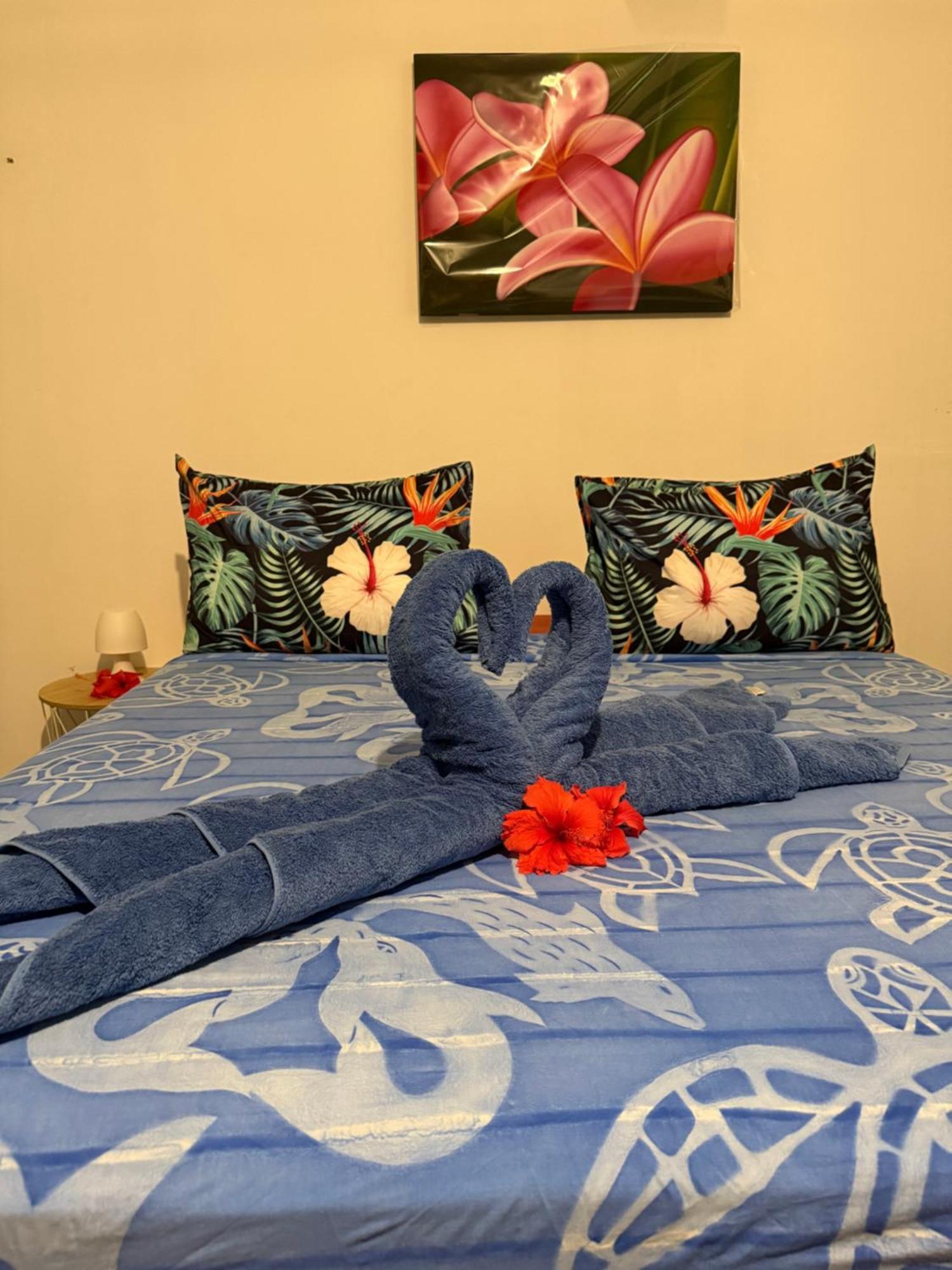 Lemon House Hotel Maroe Bagian luar foto